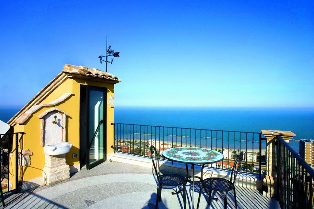 B&B La Torretta Sul Borgo Гротамаре Екстериор снимка